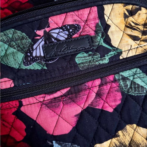 Vera Bradley FULL SIZE backpack - Picture 2 of 7